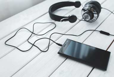 中国女篮热身赛战胜巴西队